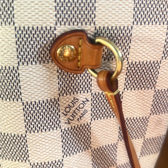 Louis Vuitton Damier Azur Neverfull - Picture 12 of 16